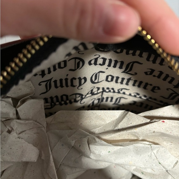 ❗️SOLD ❗️ - Juicy Couture- Urban Heritage Bowlers Bag - Picture 6 of 8